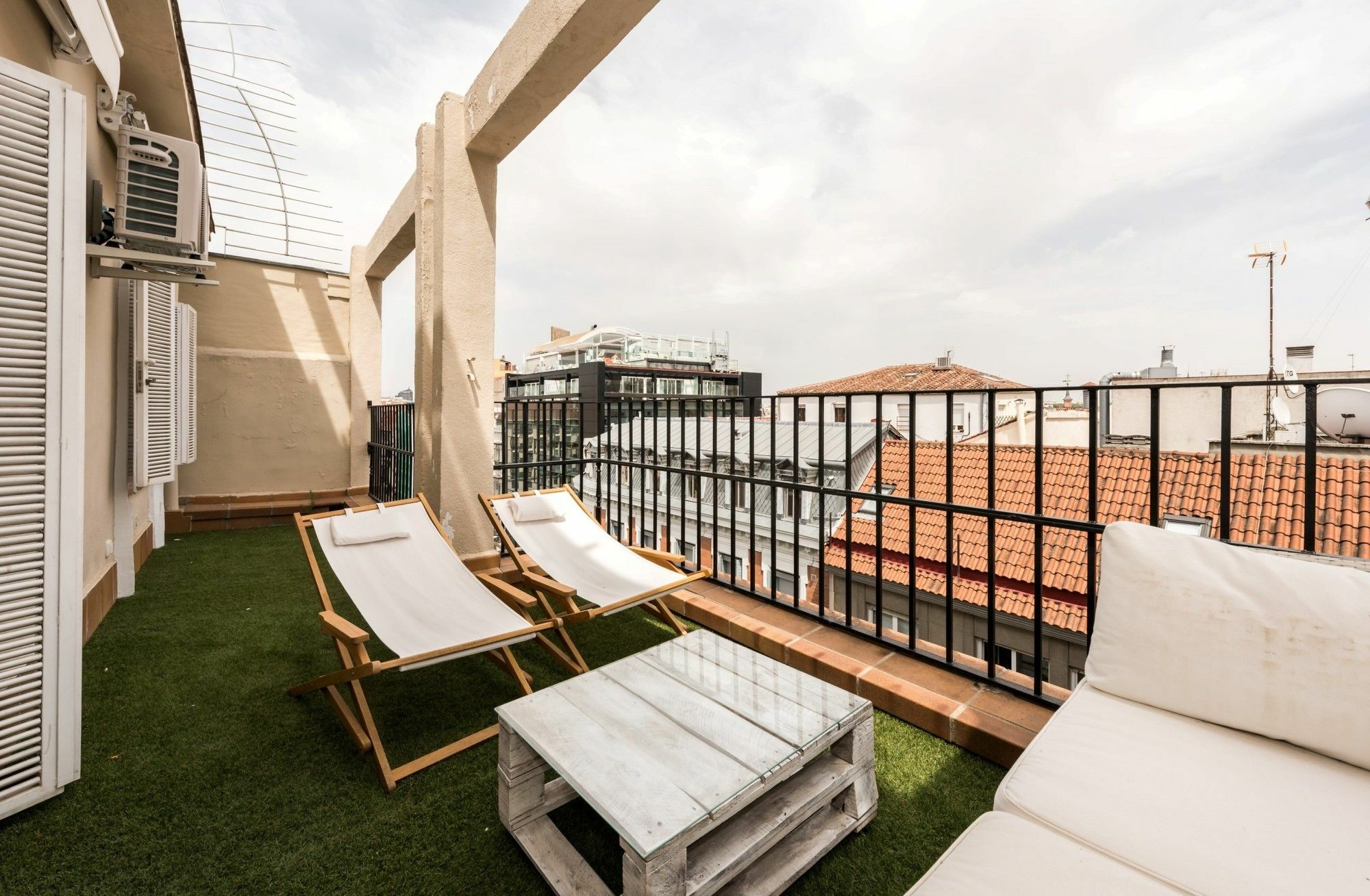 Gran Via Terrace City Center Madrid Eksteriør bilde